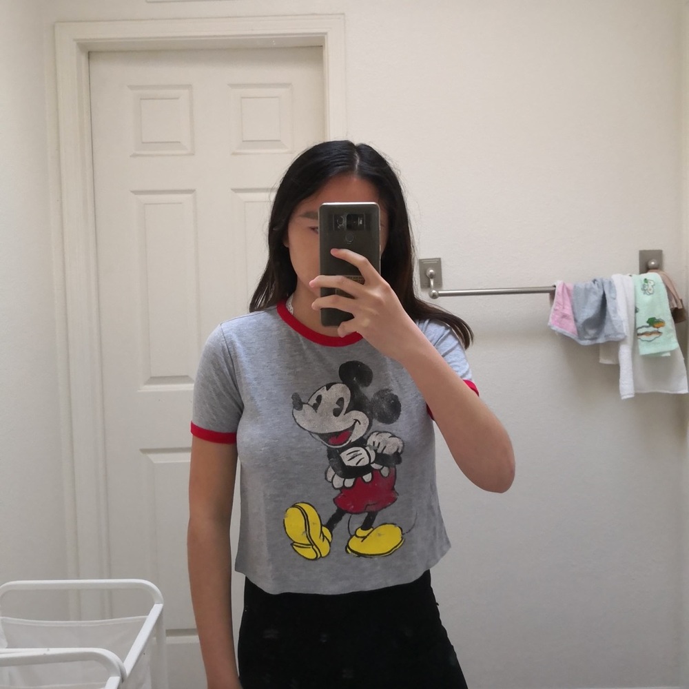 cropped tee